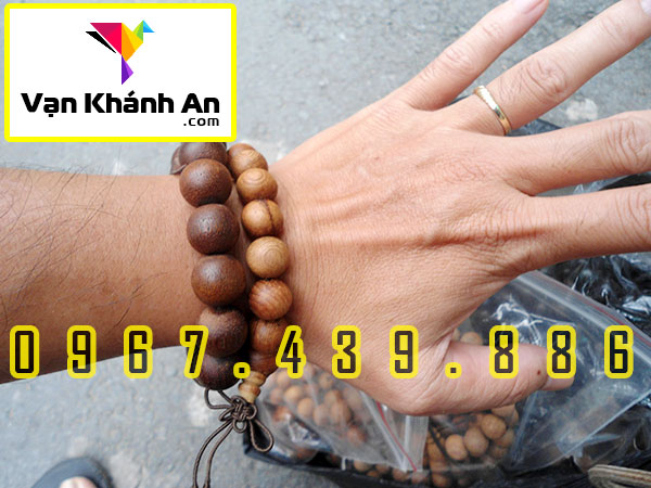 Chuỗi hạt đeo tay gỗ Ngọc Am