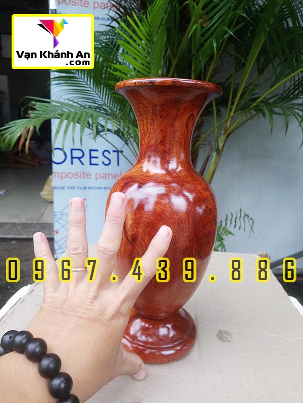 Bình gỗ hương