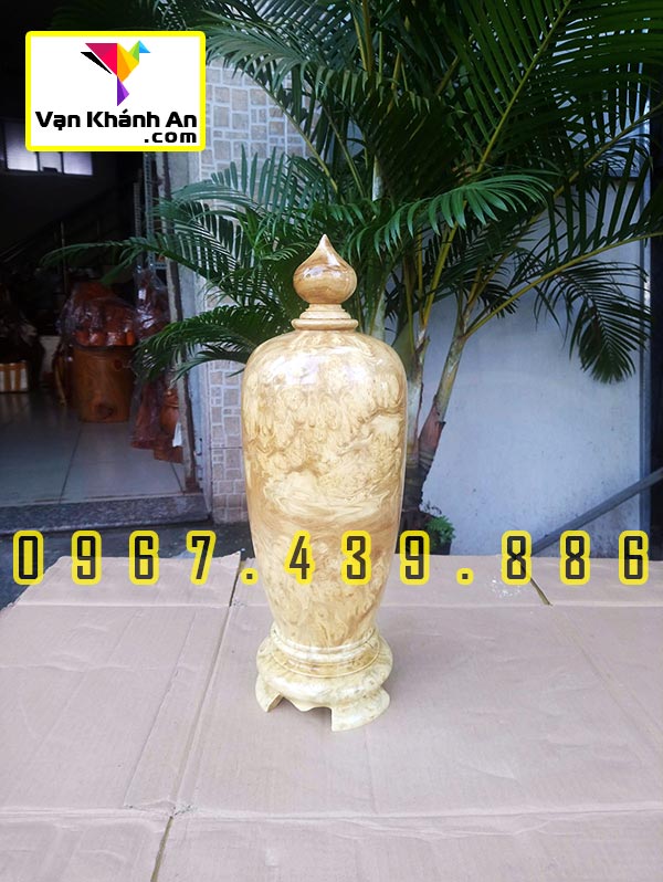 Bình hút tài lộc gỗ nu nghiến