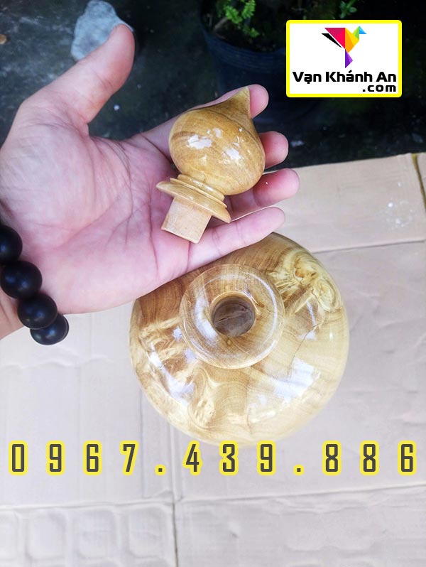 Bình hút tài lộc gỗ nu nghiến