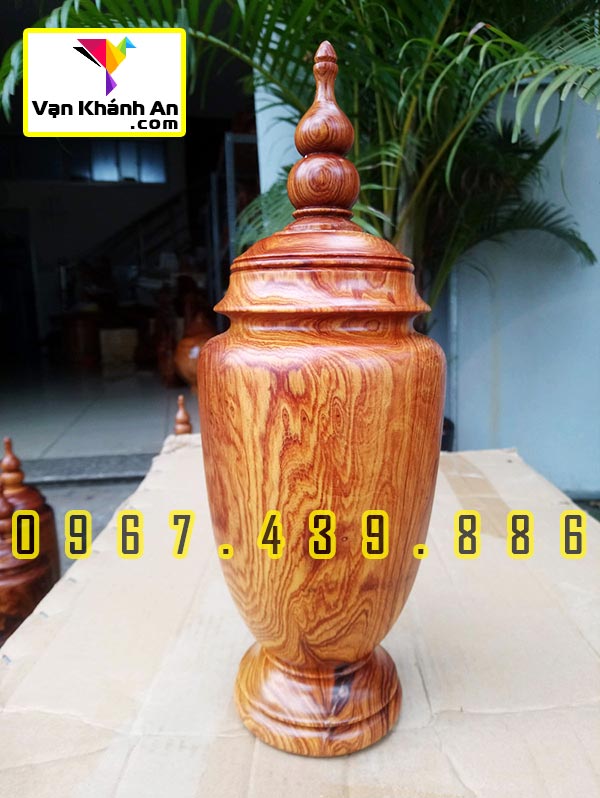 Bình phú quý phong thủy gỗ cẩm chỉ