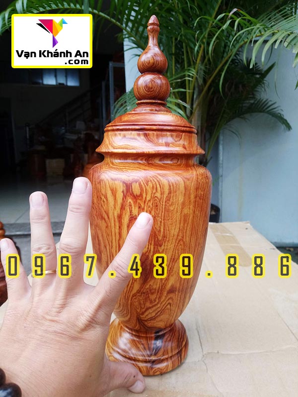 Bình phú quý phong thủy gỗ cẩm chỉ