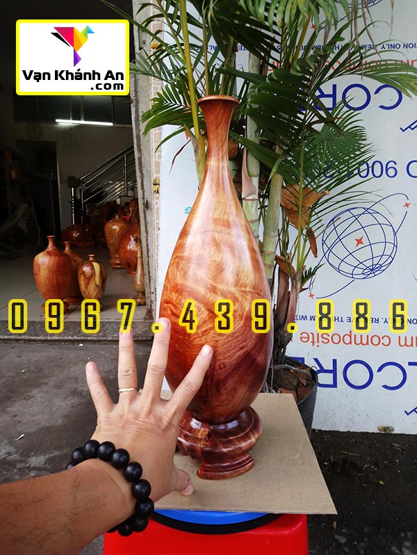 Chum hút tài lộc gỗ hương