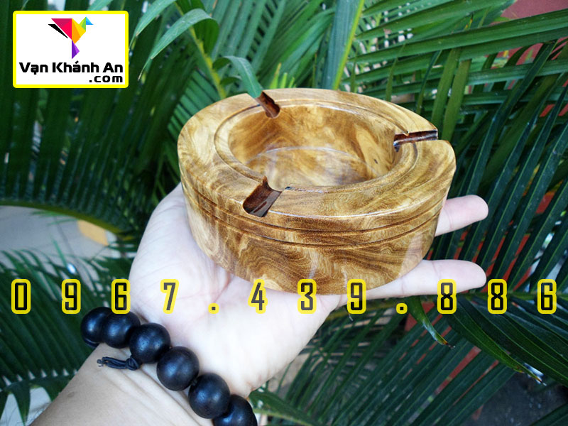 Gạt tàn thuốc lá bằng gỗ đẹp