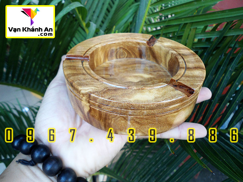 Gạt tàn thuốc lá bằng gỗ đẹp
