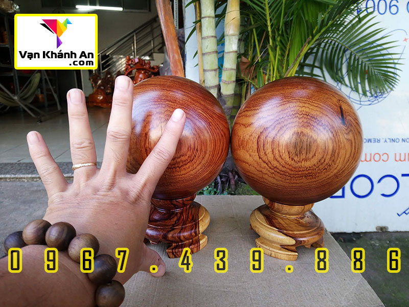 Quả bi cầu phong thủy gỗ cẩm