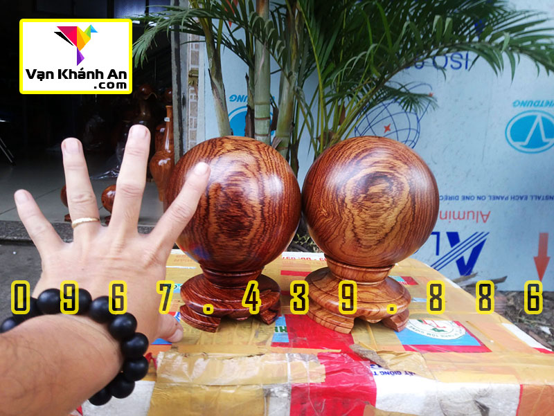 Quả cầu phong thủy gỗ cẩm