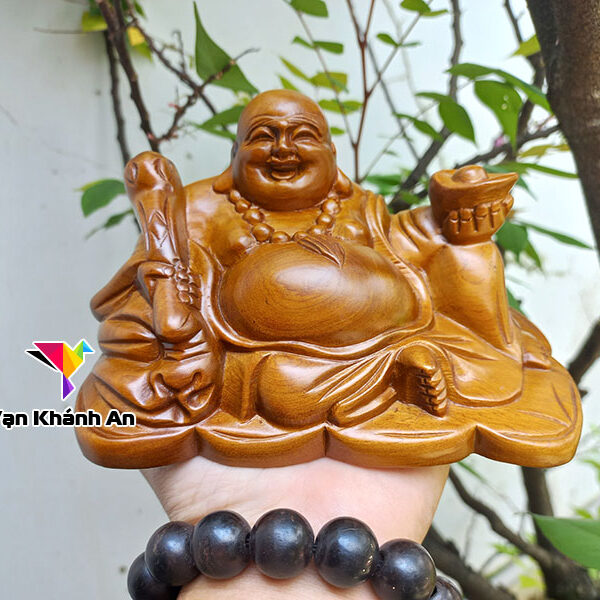 Tượng gỗ để xe ô tô
