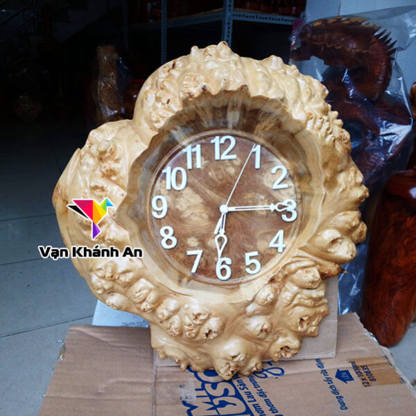 Đồng hồ gỗ lũa nu nghiến