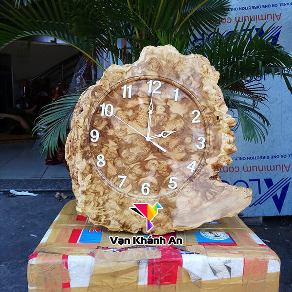 Đồng hồ gỗ treo tường