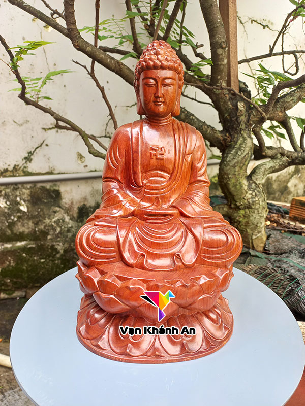 Tượng gỗ Phật A Di Đà
