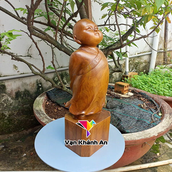 Tượng gỗ vạn sự tùy duyên