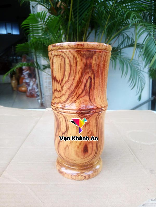 Ống cắm bút bằng gỗ