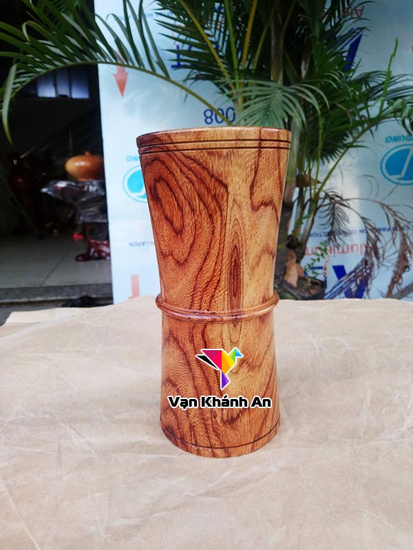 Ống đựng bút bằng gỗ cẩm