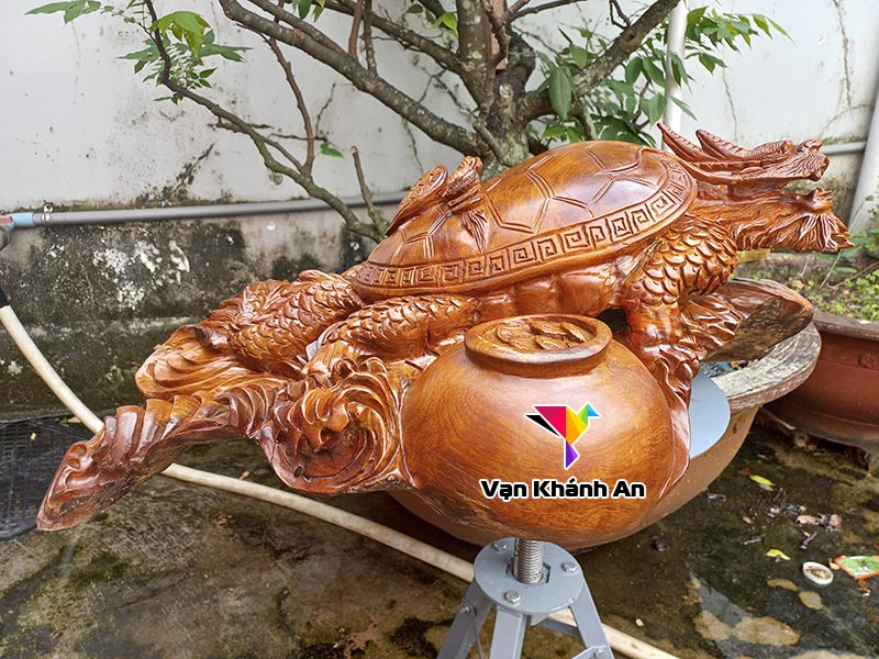 Tượng gỗ Long Quy mẫu tử