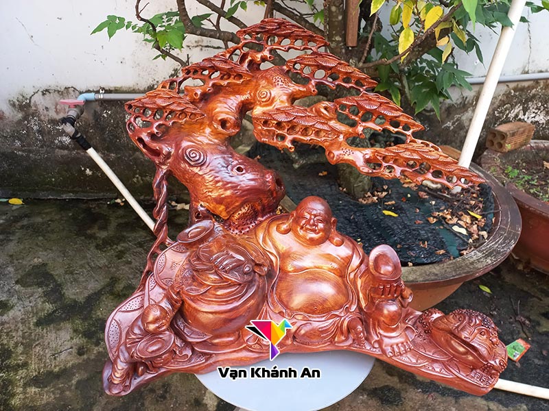 Tượng gỗ Phật Di Lặc ngồi tùng