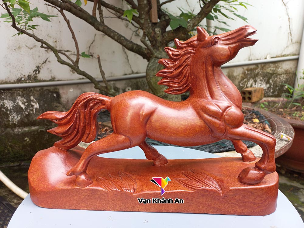 Tượng ngựa mã đáo thành công