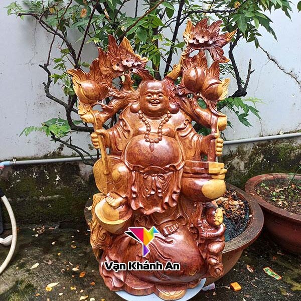 Phật Di Lặc bằng gỗ đẹp