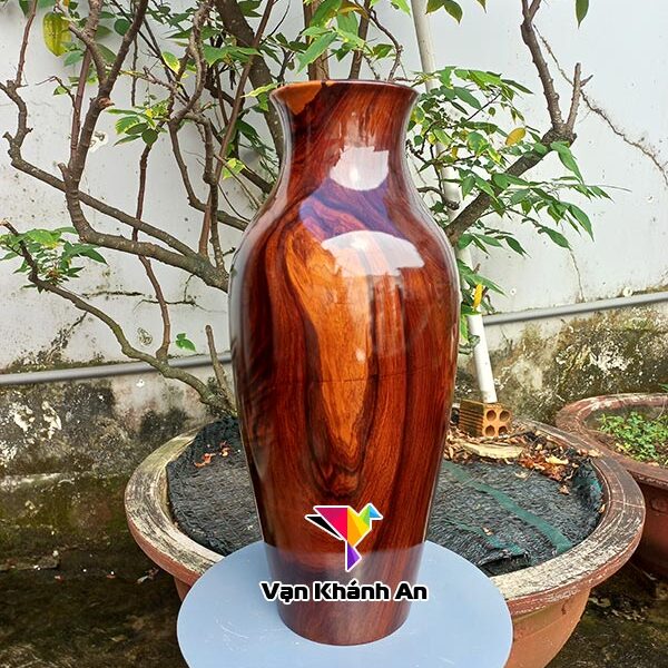 Bình tài lộc bằng gỗ cẩm