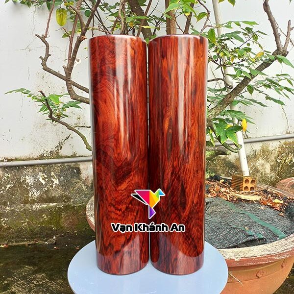 Cặp trụ gỗ cẩm lai