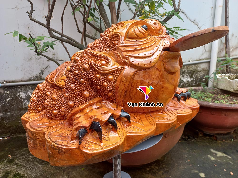 Cóc thiềm thừ gỗ