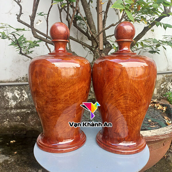 Cặp lộc bình gỗ hương đẹp