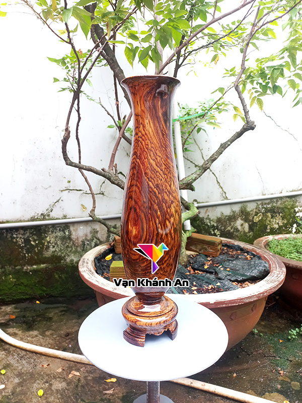 Lọ hoa bằng gỗ cẩm sừng
