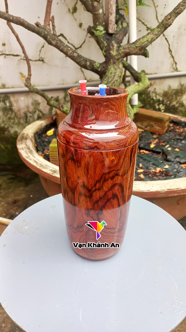 Ống Đựng Bút Gỗ Cẩm
