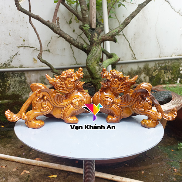 Tượng gỗ tỳ hưu gỗ bách xanh