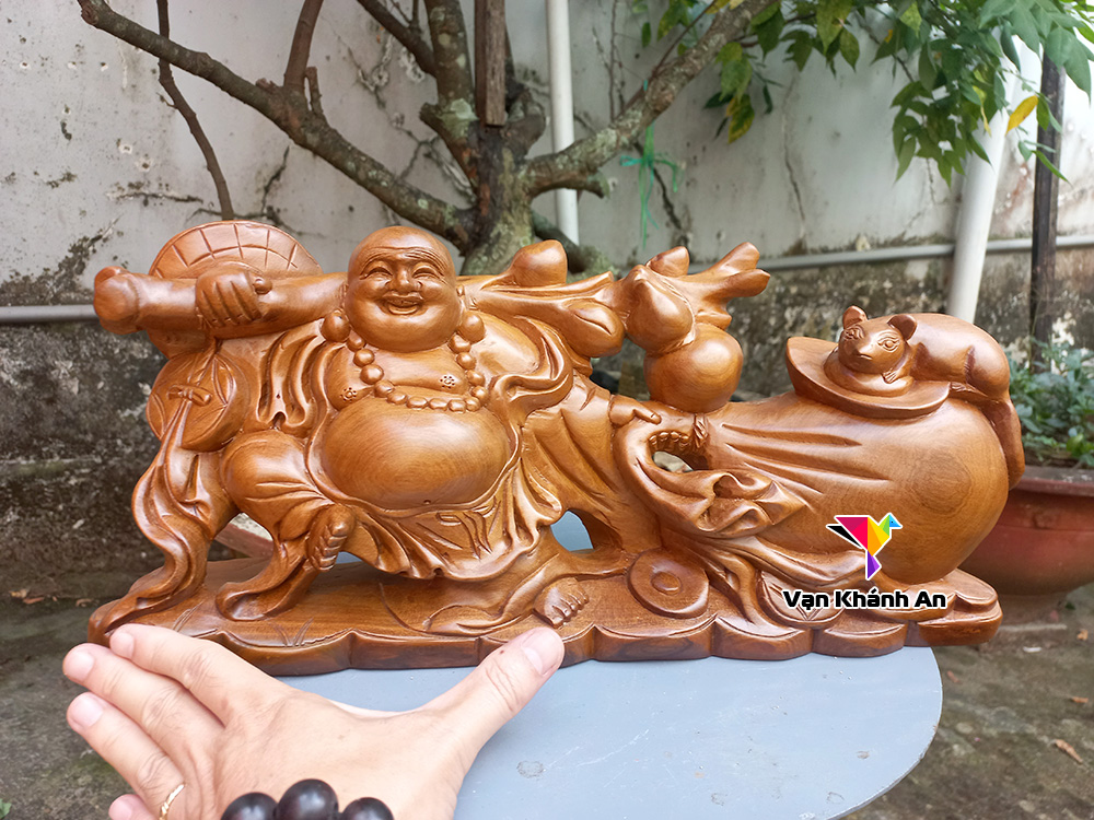 Tượng gỗ Phật Di Lặc kéo bao tiền