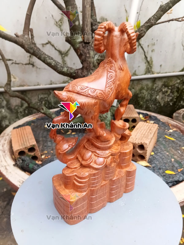 Tượng Dê Phong Thủy