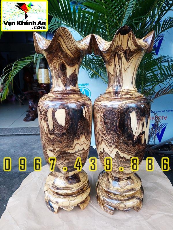 Lục Bình Gỗ Cẩm Sừng Độc Lạ