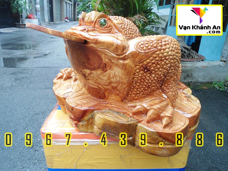Cóc Thiềm Thừ Ngậm Tiền
