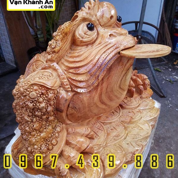 Cóc Thiềm Thừ Ngậm Tiền Tài Lộc