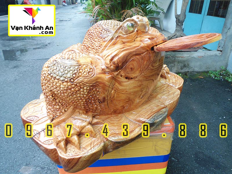 Thiềm Thừ Cóc Ngậm Tiền