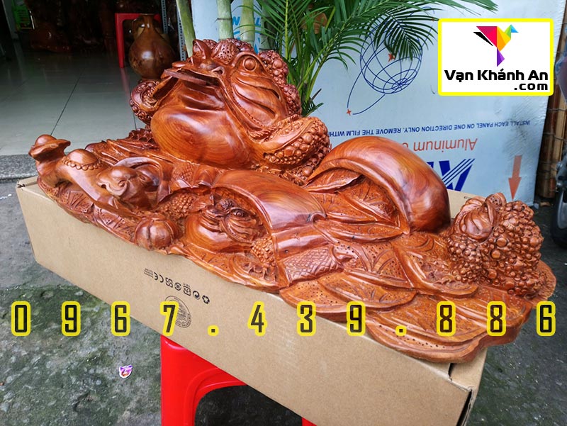Thiềm Thừ Trấn Chum Tiền