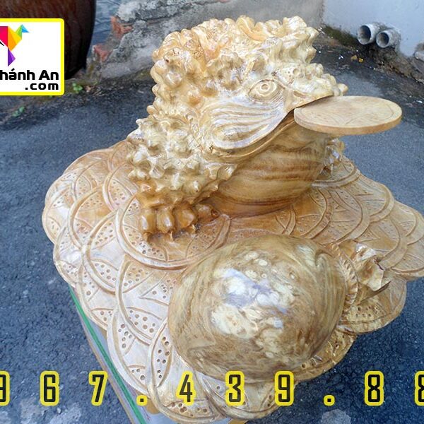 Tượng Cóc Ngậm Tiền Gỗ Nu