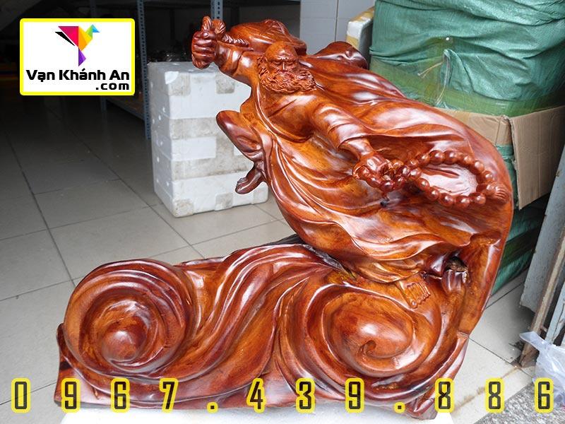 Tượng Đạt Ma Sư Tổ Quá Hải
