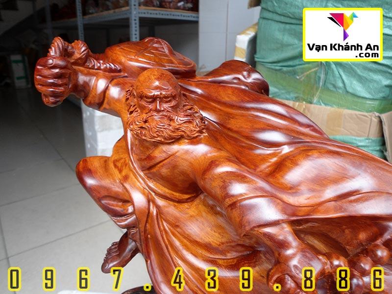 Tượng Đạt Ma Sư Tổ Quá Hải