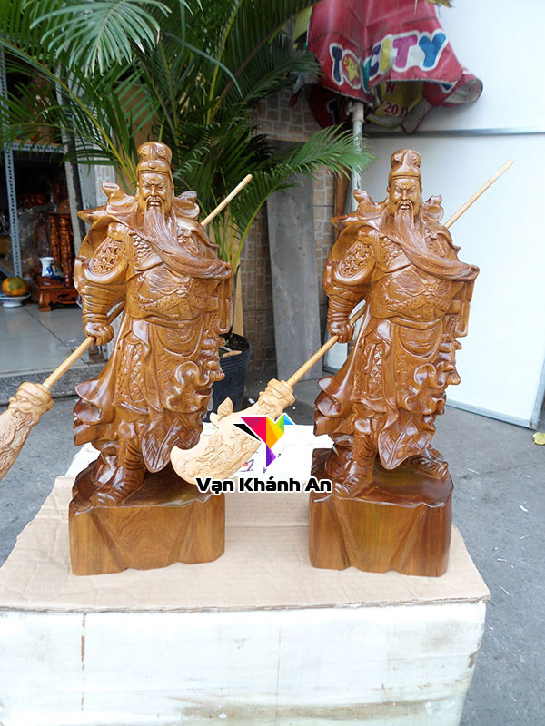 Tượng Quan Công Để Bàn
