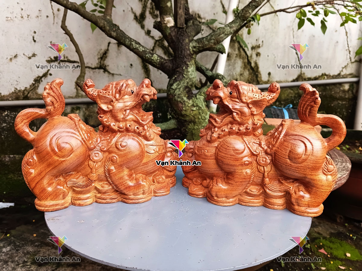 Tượng Nghê Phong Thủy Gỗ Hương
