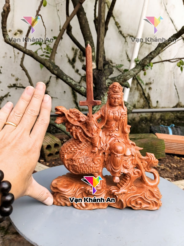 Tượng Văn Thù Bồ Tát Để Xe